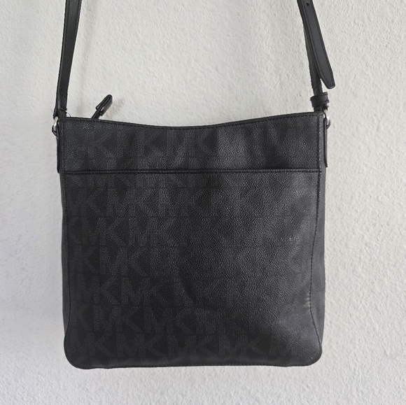 MICHAEL KORS Signature  Jet Set Travel Messenger Crossbody Folio Bag Rare - Picture 7 of 15